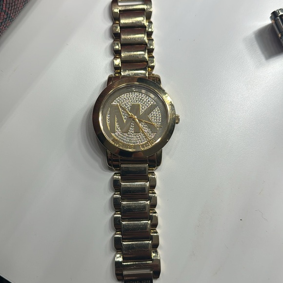 Michael Kors watch - Picture 3 of 8